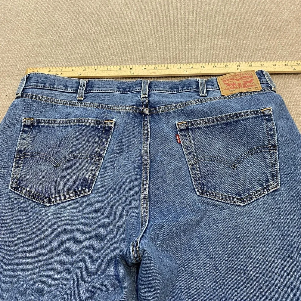 Levis Jeans Mens 40x30 Blue Medium 550 Relaxed Fit Tapered Leg Denim Dad Pants